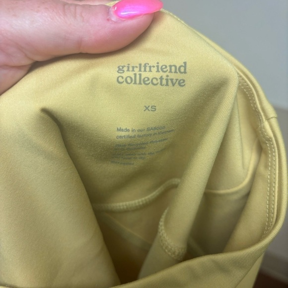 Girlfriend Collective Lime Workout Set - Picture 15 of 16